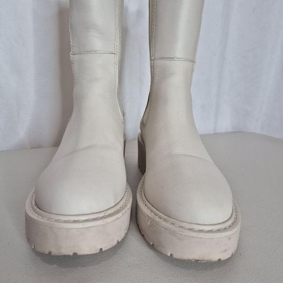 Steve Madden Women's Yairy Leather Lug Sole Chelsea Boots in Bone - Size 6.5 - Picture 7 of 16